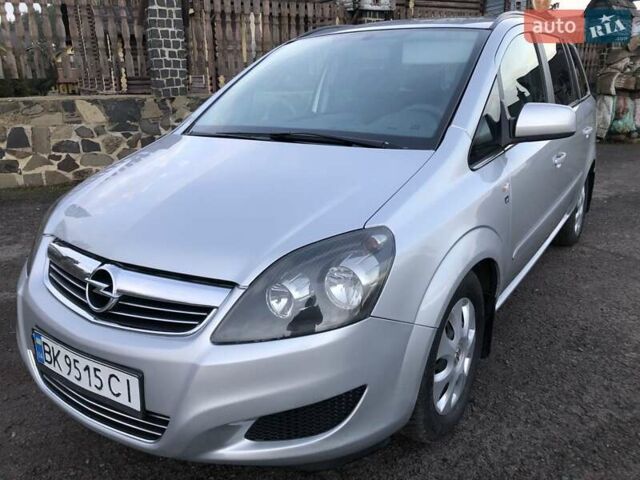 Сірий Опель Зафіра, об'ємом двигуна 1.8 л та пробігом 290 тис. км за 6400 $, фото 1 на Automoto.ua
