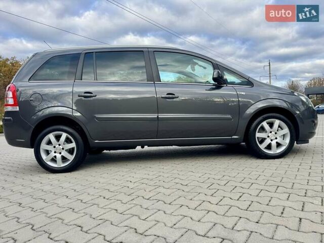 Опель Зафира 2011 в Виннице на Automoto.ua Серый Опель Зафира, объемом двигателя 1.6 л и пробегом 191 тыс. км за 6999 $, фото 21 на Automoto.ua