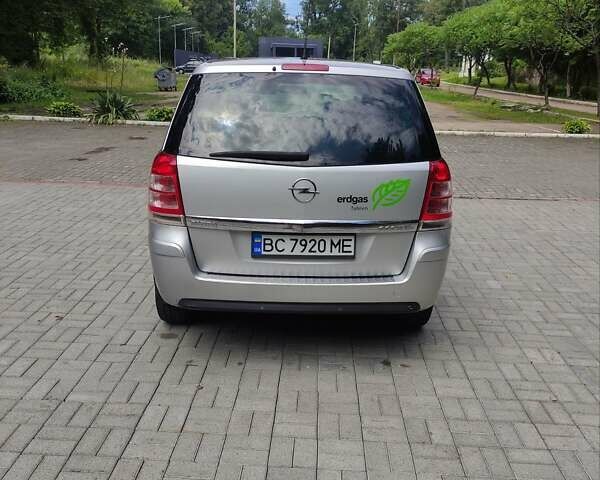 Серый Опель Зафира, объемом двигателя 1.6 л и пробегом 187 тыс. км за 7700 $, фото 18 на Automoto.ua