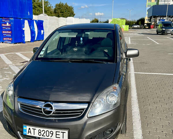 Серый Опель Зафира, объемом двигателя 1.7 л и пробегом 212 тыс. км за 6500 $, фото 18 на Automoto.ua
