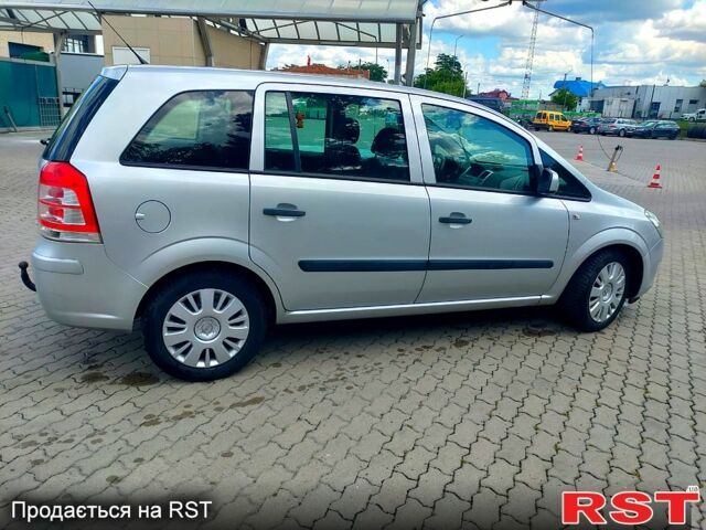 Сірий Опель Зафіра, об'ємом двигуна 1.7 л та пробігом 288 тис. км за 6500 $, фото 1 на Automoto.ua