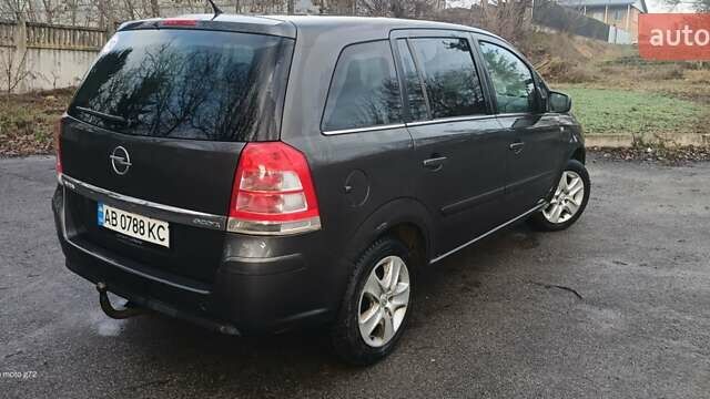 Сірий Опель Зафіра, об'ємом двигуна 1.69 л та пробігом 185 тис. км за 7200 $, фото 2 на Automoto.ua