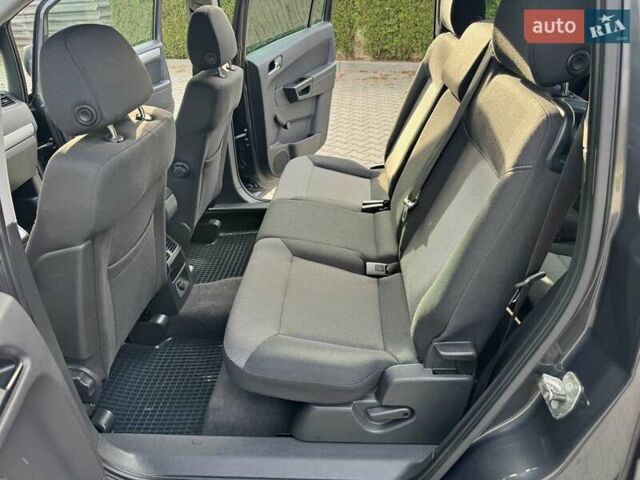 Опель Зафира 2011 в Виннице на Automoto.ua Серый Опель Зафира, объемом двигателя 1.6 л и пробегом 191 тыс. км за 6999 $, фото 44 на Automoto.ua