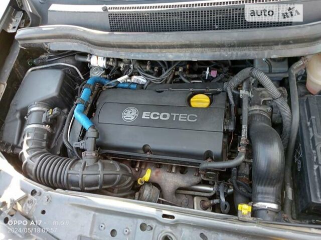 Серый Опель Зафира, объемом двигателя 1.6 л и пробегом 200 тыс. км за 7799 $, фото 22 на Automoto.ua