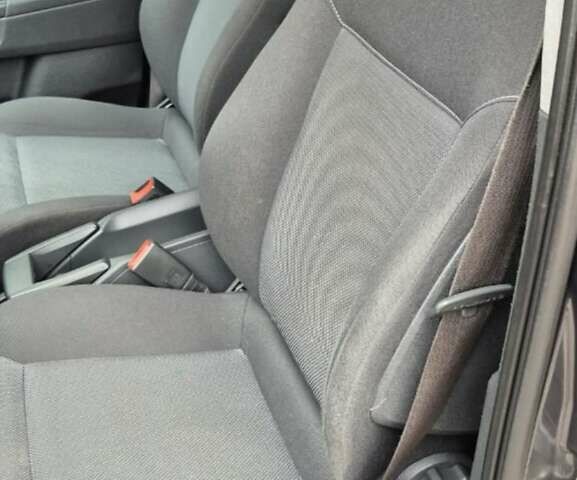 Серый Опель Зафира, объемом двигателя 1.8 л и пробегом 185 тыс. км за 6500 $, фото 18 на Automoto.ua