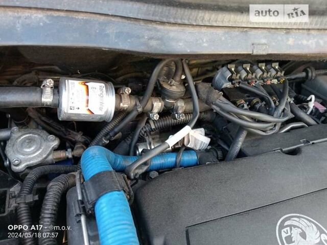 Серый Опель Зафира, объемом двигателя 1.6 л и пробегом 200 тыс. км за 7799 $, фото 20 на Automoto.ua