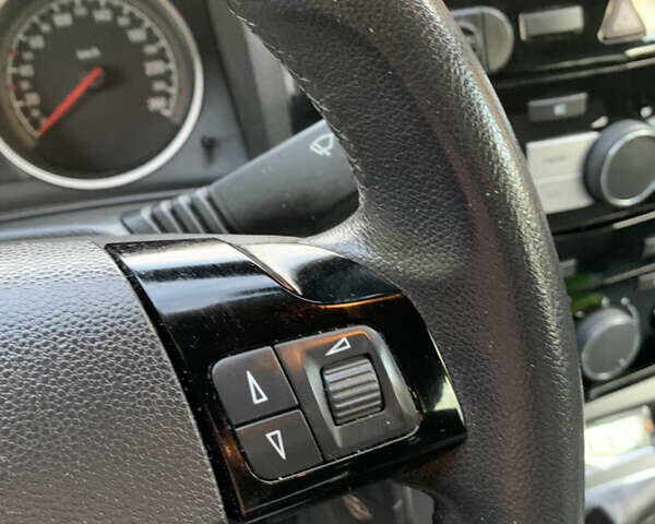 Серый Опель Зафира, объемом двигателя 1.8 л и пробегом 221 тыс. км за 5899 $, фото 36 на Automoto.ua