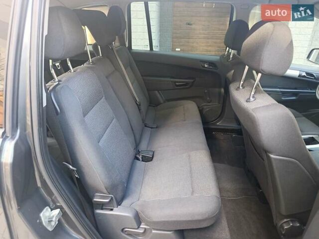 Опель Зафира 2011 в Ивано-Франковске на Automoto.ua Серый Опель Зафира, объемом двигателя 1.7 л и пробегом 261 тыс. км за 7950 $, фото 25 на Automoto.ua