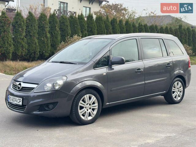 Опель Зафира 2011 в Тернополе на Automoto.ua Серый Опель Зафира, объемом двигателя 1.69 л и пробегом 220 тыс. км за 6500 $, фото 69 на Automoto.ua