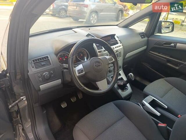 Опель Зафира 2011 в Ивано-Франковске на Automoto.ua Серый Опель Зафира, объемом двигателя 1.7 л и пробегом 261 тыс. км за 7950 $, фото 32 на Automoto.ua