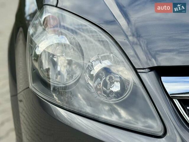 Опель Зафира 2011 в Виннице на Automoto.ua Серый Опель Зафира, объемом двигателя 1.6 л и пробегом 191 тыс. км за 6999 $, фото 14 на Automoto.ua