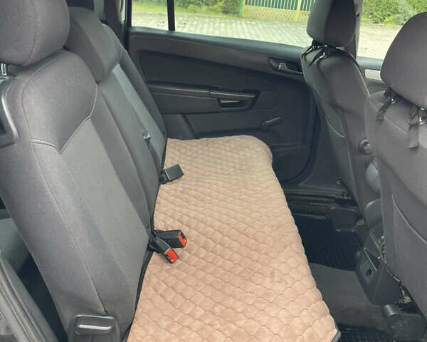 Опель Зафира 2011 в Турке на Automoto.ua Серый Опель Зафира, объемом двигателя 1.69 л и пробегом 204 тыс. км за 5500 $, фото 40 на Automoto.ua