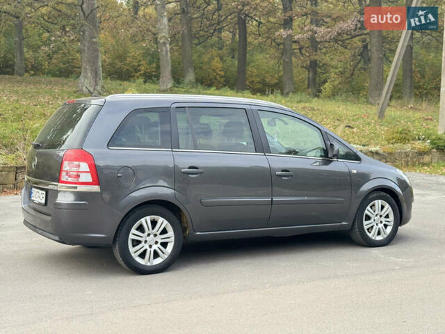 Опель Зафира 2011 в Тернополе на Automoto.ua Серый Опель Зафира, объемом двигателя 1.69 л и пробегом 220 тыс. км за 6500 $, фото 32 на Automoto.ua