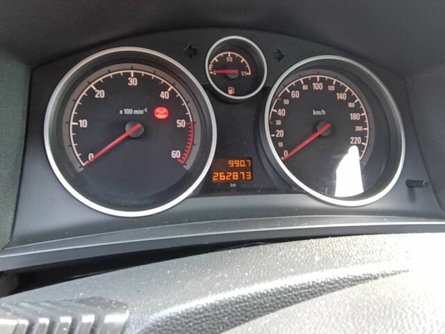 Сірий Опель Зафіра, об'ємом двигуна 1.7 л та пробігом 270 тис. км за 5823 $, фото 4 на Automoto.ua