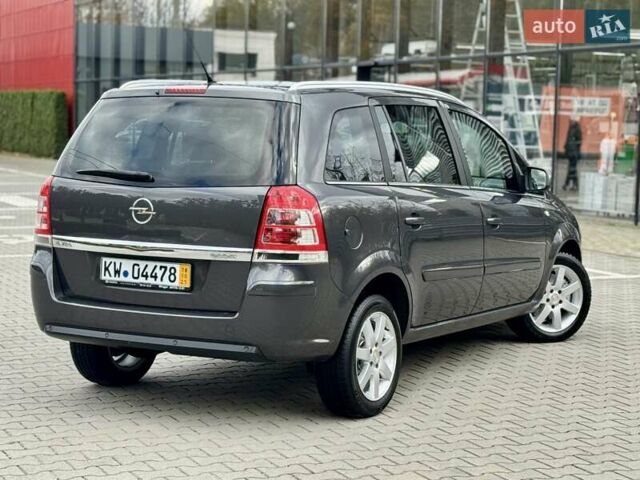 Опель Зафира 2011 в Виннице на Automoto.ua Серый Опель Зафира, объемом двигателя 1.6 л и пробегом 191 тыс. км за 6999 $, фото 4 на Automoto.ua
