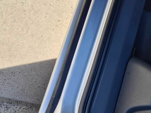 Серый Опель Зафира, объемом двигателя 1.7 л и пробегом 275 тыс. км за 8500 $, фото 17 на Automoto.ua