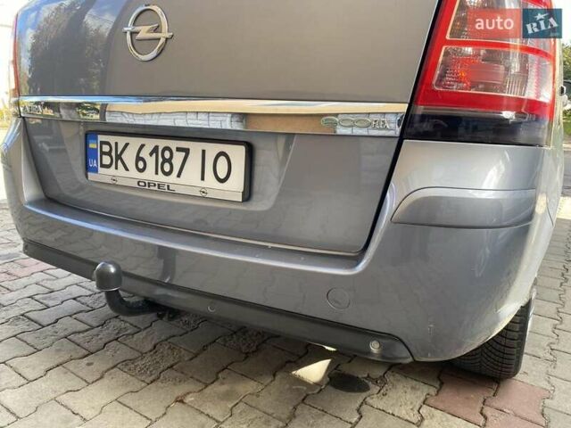 Серый Опель Зафира, объемом двигателя 1.7 л и пробегом 271 тыс. км за 7000 $, фото 31 на Automoto.ua