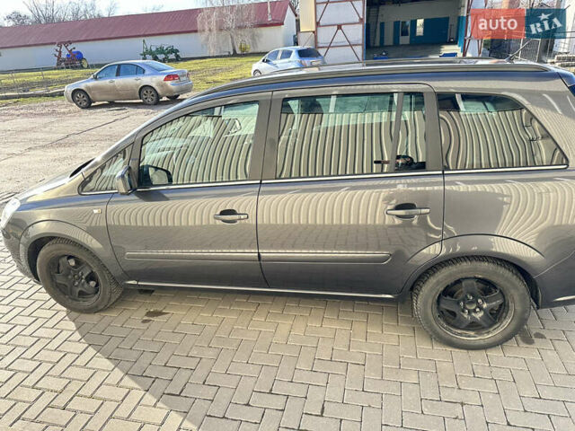 Сірий Опель Зафіра, об'ємом двигуна 1.8 л та пробігом 190 тис. км за 7200 $, фото 9 на Automoto.ua