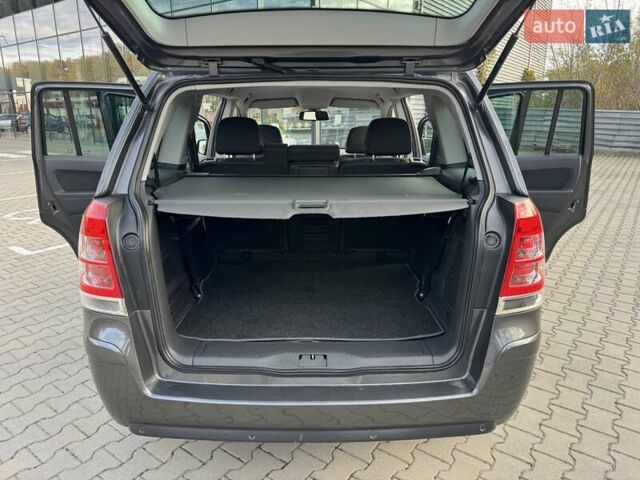 Опель Зафира 2011 в Виннице на Automoto.ua Серый Опель Зафира, объемом двигателя 1.6 л и пробегом 191 тыс. км за 6999 $, фото 55 на Automoto.ua