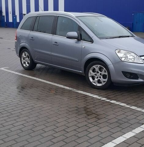 Серый Опель Зафира, объемом двигателя 1.7 л и пробегом 310 тыс. км за 6500 $, фото 4 на Automoto.ua