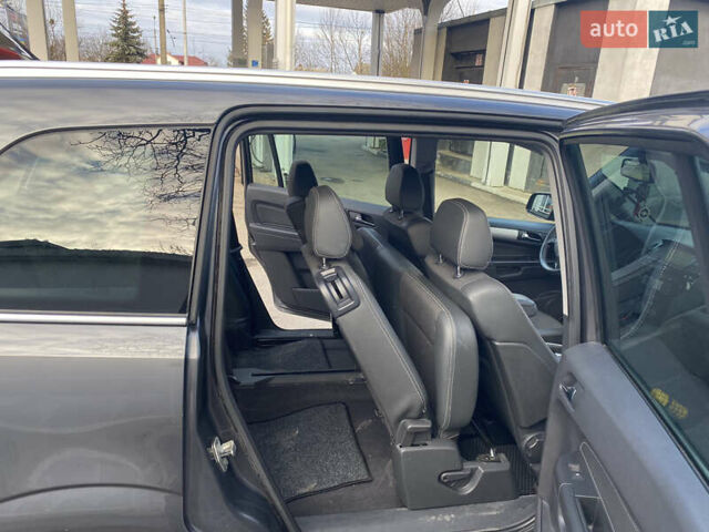 Серый Опель Зафира, объемом двигателя 1.7 л и пробегом 240 тыс. км за 7999 $, фото 17 на Automoto.ua