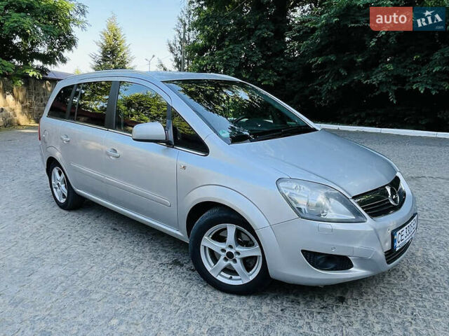 Серый Опель Зафира, объемом двигателя 1.69 л и пробегом 267 тыс. км за 8100 $, фото 11 на Automoto.ua