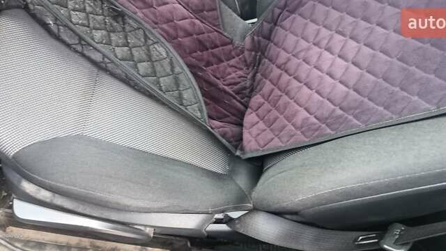 Сірий Опель Зафіра, об'ємом двигуна 1.69 л та пробігом 185 тис. км за 7200 $, фото 9 на Automoto.ua