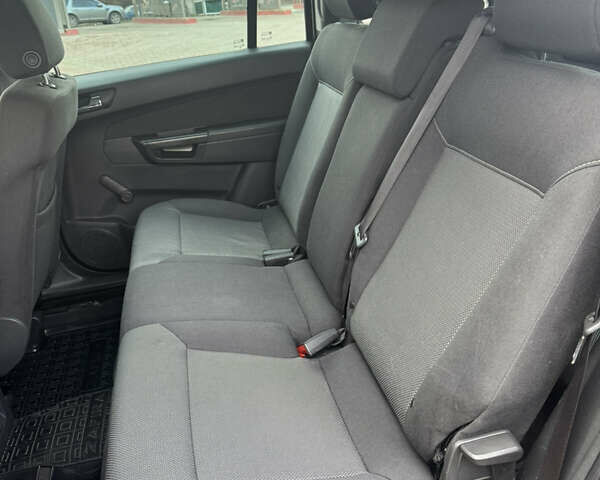 Сірий Опель Зафіра, об'ємом двигуна 1.8 л та пробігом 215 тис. км за 7800 $, фото 48 на Automoto.ua