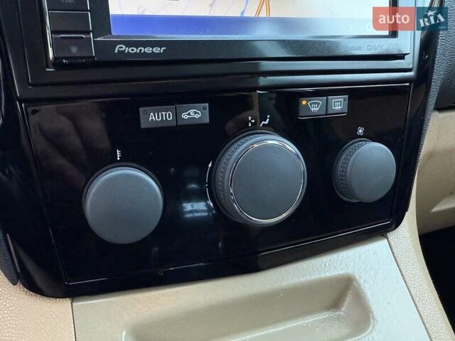 Серый Опель Зафира, объемом двигателя 1.8 л и пробегом 227 тыс. км за 7499 $, фото 40 на Automoto.ua