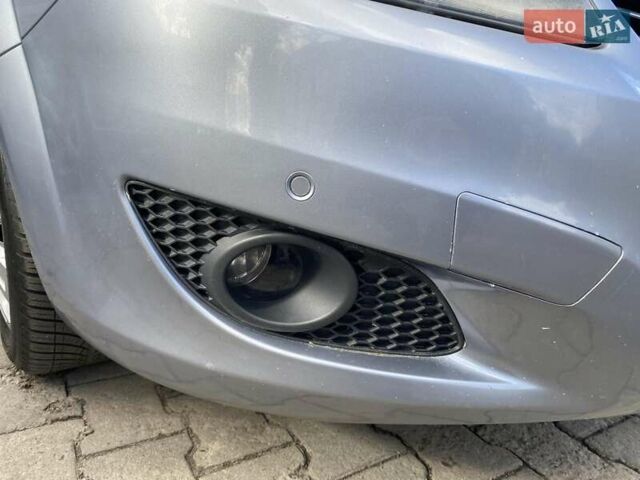 Серый Опель Зафира, объемом двигателя 1.7 л и пробегом 271 тыс. км за 7000 $, фото 29 на Automoto.ua