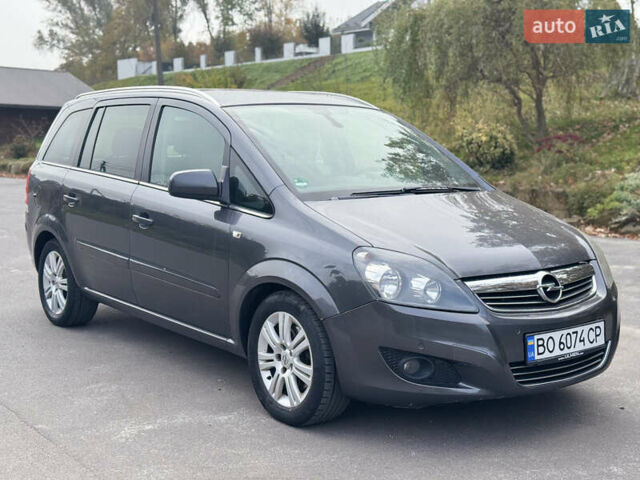 Опель Зафира 2011 в Тернополе на Automoto.ua Серый Опель Зафира, объемом двигателя 1.69 л и пробегом 220 тыс. км за 6500 $, фото 17 на Automoto.ua