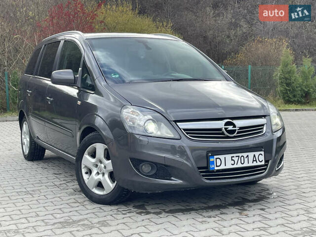 Опель Зафира 2011 в Турке на Automoto.ua Серый Опель Зафира, объемом двигателя 1.69 л и пробегом 204 тыс. км за 5500 $, фото 8 на Automoto.ua