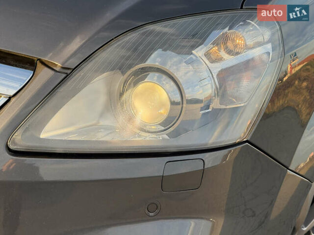 Серый Опель Зафира, объемом двигателя 1.7 л и пробегом 257 тыс. км за 7200 $, фото 12 на Automoto.ua