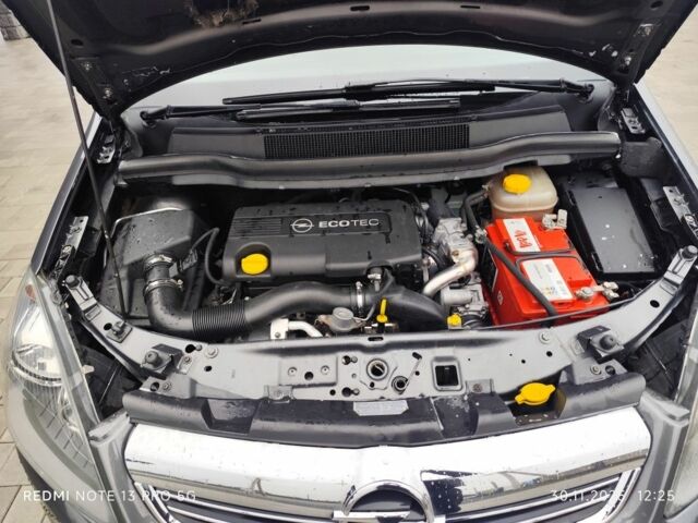 Серый Опель Зафира, объемом двигателя 0 л и пробегом 243 тыс. км за 6300 $, фото 6 на Automoto.ua