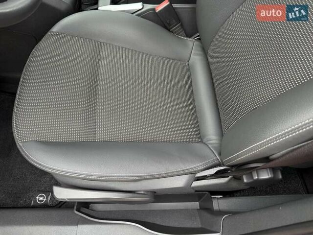 Серый Опель Зафира, объемом двигателя 1.7 л и пробегом 229 тыс. км за 8399 $, фото 81 на Automoto.ua