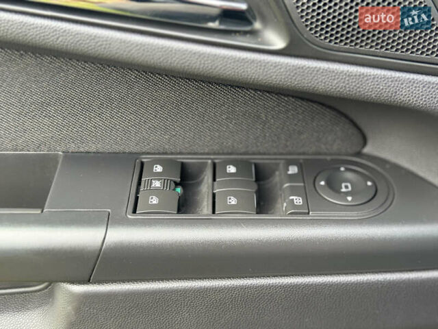 Опель Зафира 2011 в Тернополе на Automoto.ua Серый Опель Зафира, объемом двигателя 1.69 л и пробегом 220 тыс. км за 6500 $, фото 108 на Automoto.ua