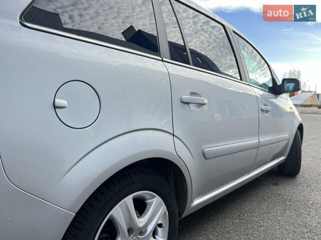 Серый Опель Зафира, объемом двигателя 1.6 л и пробегом 142 тыс. км за 7150 $, фото 10 на Automoto.ua