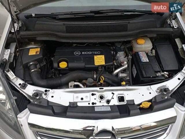 Сірий Опель Зафіра, об'ємом двигуна 1.7 л та пробігом 310 тис. км за 7200 $, фото 26 на Automoto.ua