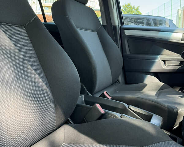 Серый Опель Зафира, объемом двигателя 1.7 л и пробегом 256 тыс. км за 7899 $, фото 39 на Automoto.ua