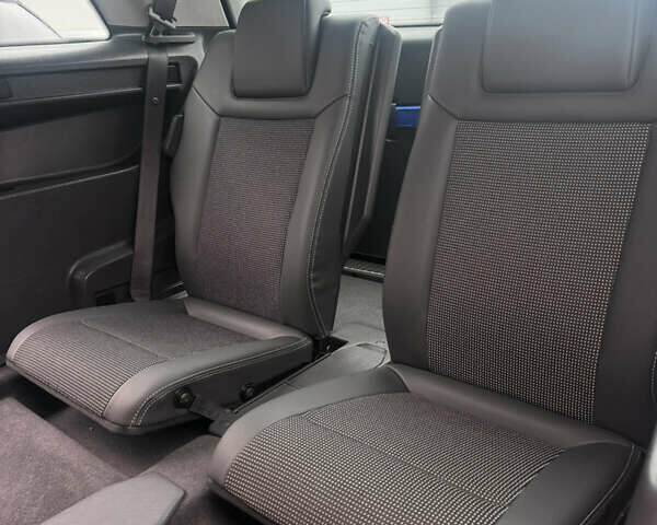 Серый Опель Зафира, объемом двигателя 1.7 л и пробегом 192 тыс. км за 7890 $, фото 47 на Automoto.ua