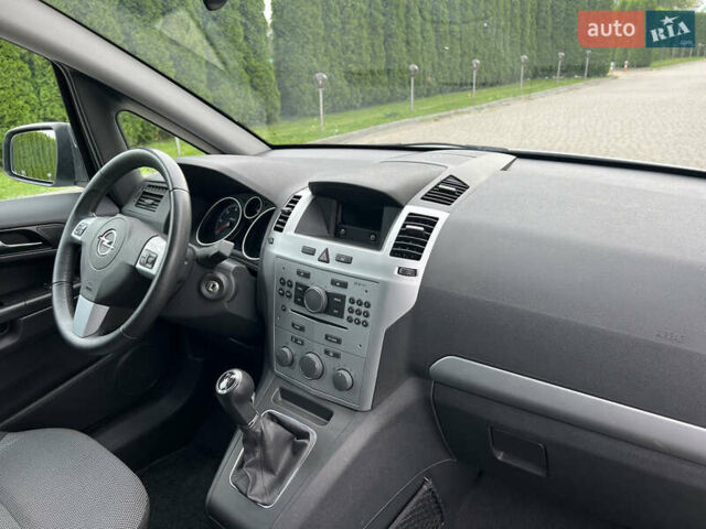 Опель Зафира 2012 в Дунаевцах на Automoto.ua Серый Опель Зафира, объемом двигателя 1.7 л и пробегом 184 тыс. км за 7990 $, фото 27 на Automoto.ua