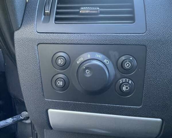 Сірий Опель Зафіра, об'ємом двигуна 1.8 л та пробігом 202 тис. км за 7400 $, фото 15 на Automoto.ua