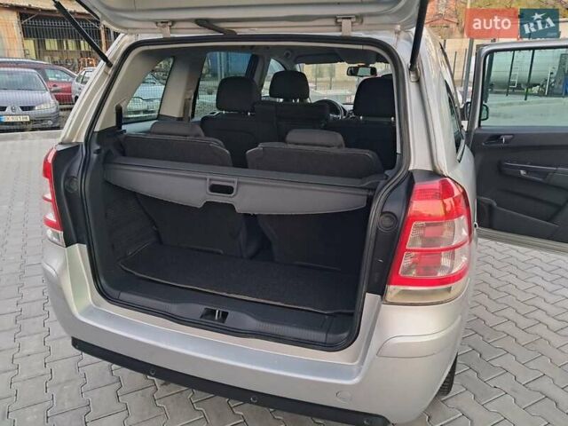 Опель Зафира 2012 в Могилев-Подольском на Automoto.ua Серый Опель Зафира, объемом двигателя 1.8 л и пробегом 259 тыс. км за 7800 $, фото 74 на Automoto.ua