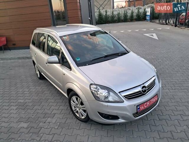 Опель Зафира 2012 в Могилев-Подольском на Automoto.ua Серый Опель Зафира, объемом двигателя 1.8 л и пробегом 259 тыс. км за 7800 $, фото 36 на Automoto.ua