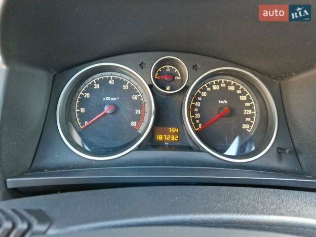 Опель Зафира 2012 в Коломые на Automoto.ua Серый Опель Зафира, объемом двигателя 1.6 л и пробегом 187 тыс. км за 6799 $, фото 12 на Automoto.ua