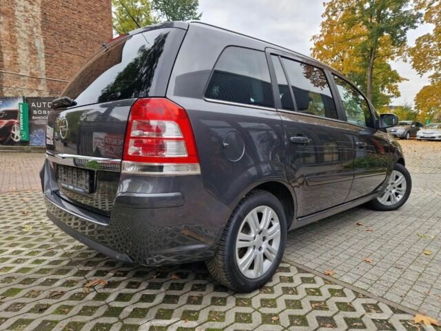 Сірий Опель Зафіра, об'ємом двигуна 1.8 л та пробігом 153 тис. км за 4800 $, фото 1 на Automoto.ua