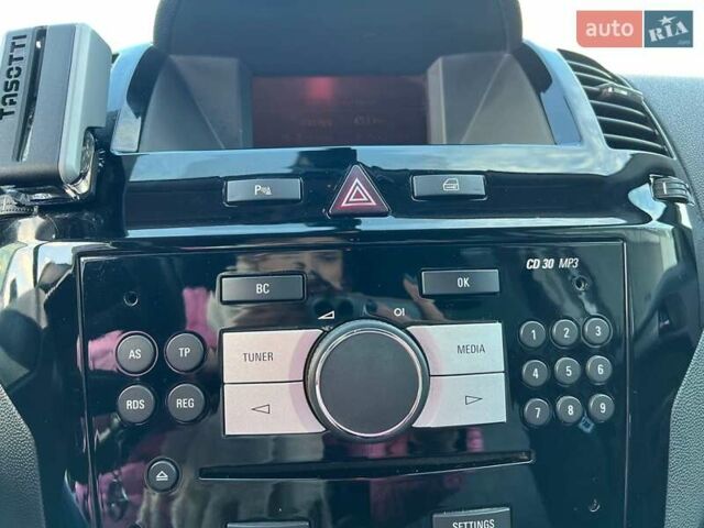 Серый Опель Зафира, объемом двигателя 1.7 л и пробегом 335 тыс. км за 7690 $, фото 29 на Automoto.ua