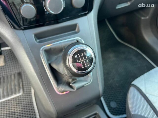 Серый Опель Зафира, объемом двигателя 1.7 л и пробегом 335 тыс. км за 7690 $, фото 31 на Automoto.ua