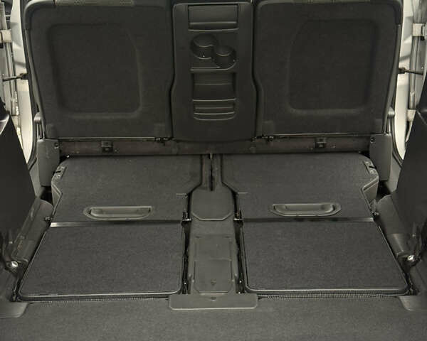 Серый Опель Зафира, объемом двигателя 1.7 л и пробегом 192 тыс. км за 7890 $, фото 49 на Automoto.ua