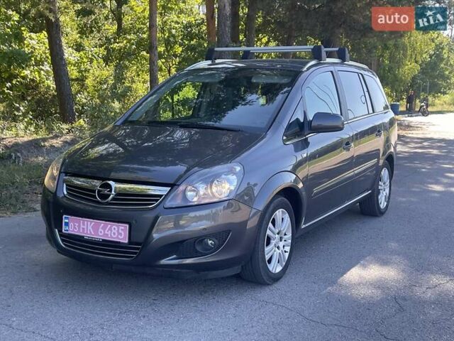Сірий Опель Зафіра, об'ємом двигуна 1.8 л та пробігом 202 тис. км за 7400 $, фото 2 на Automoto.ua